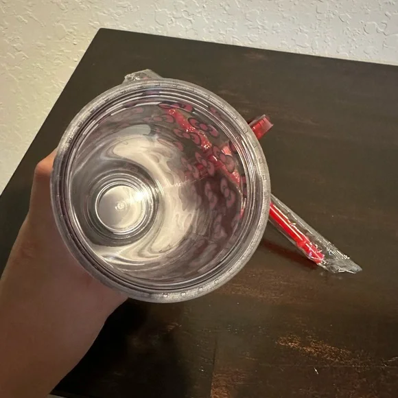 New Hello Kitty Plastic Tumbler With Straw Cup - Picture 4 of 4